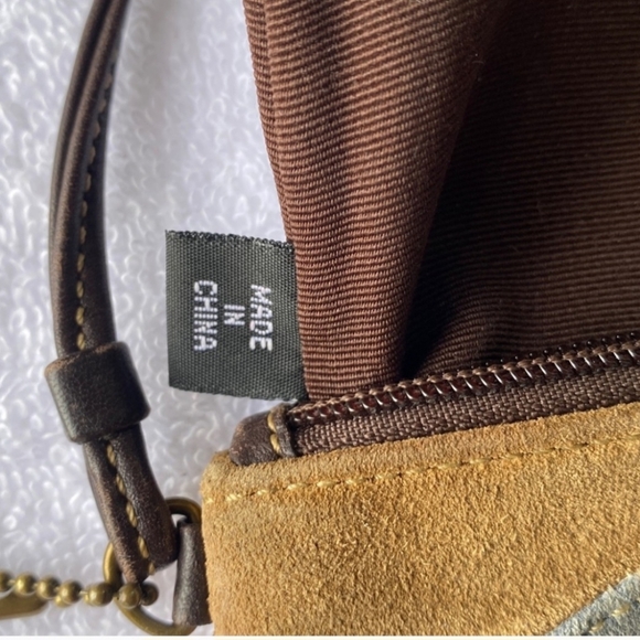 Coach suede patchwork wristlet - Picture 4 of 8